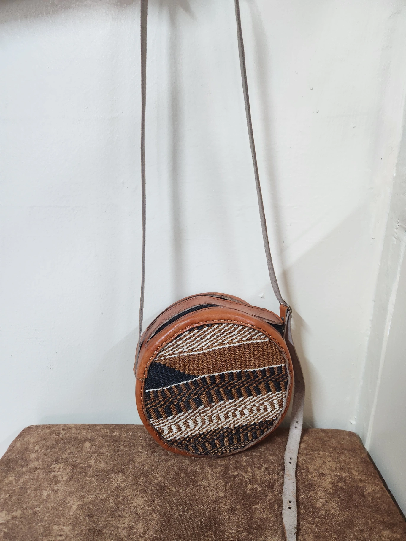 Round Leather Kiondo