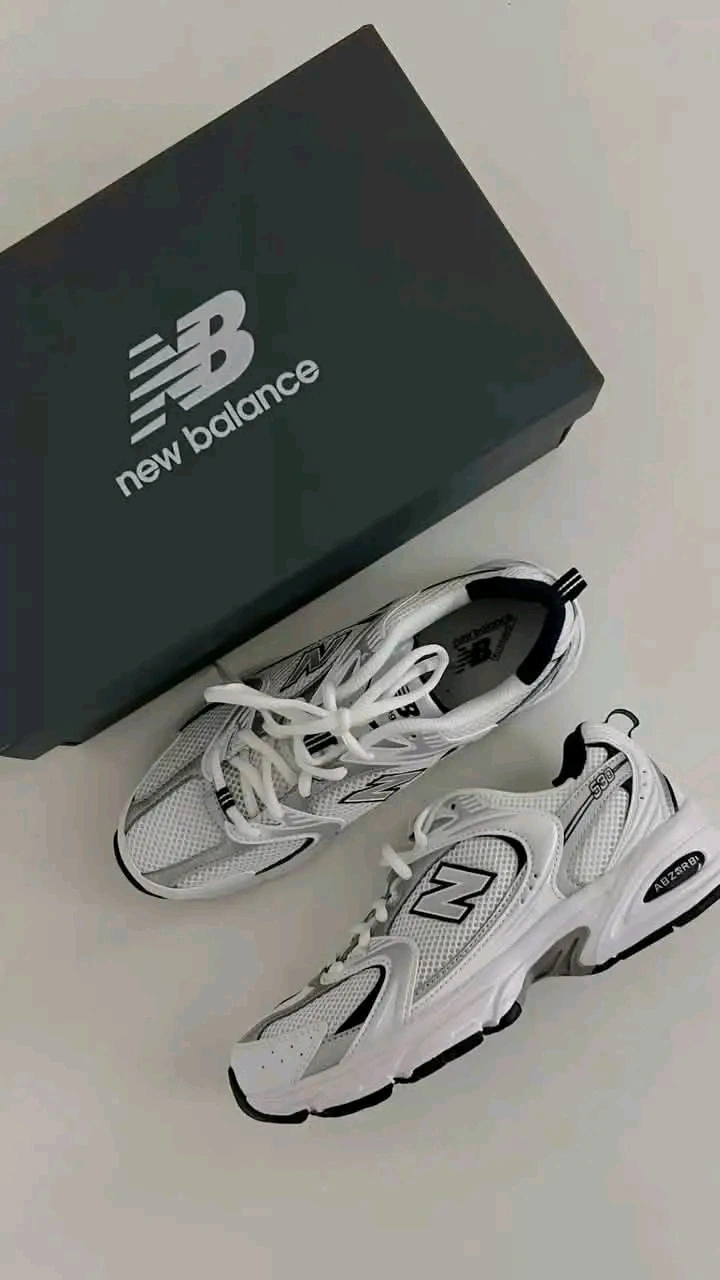 Sneakers. image 26