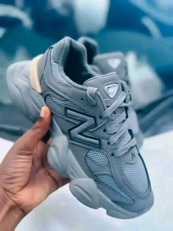 Sneakers. image 27
